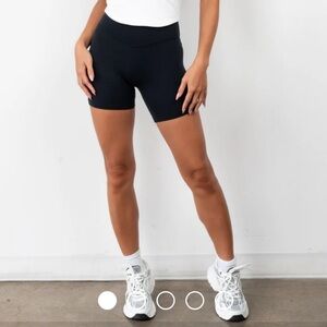 Vitality volley shorts